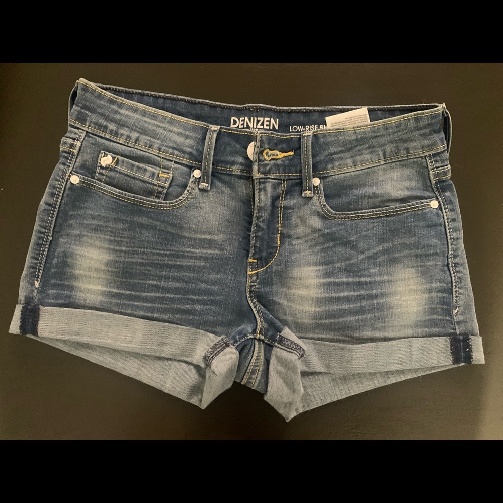 Levi’s- Denizen